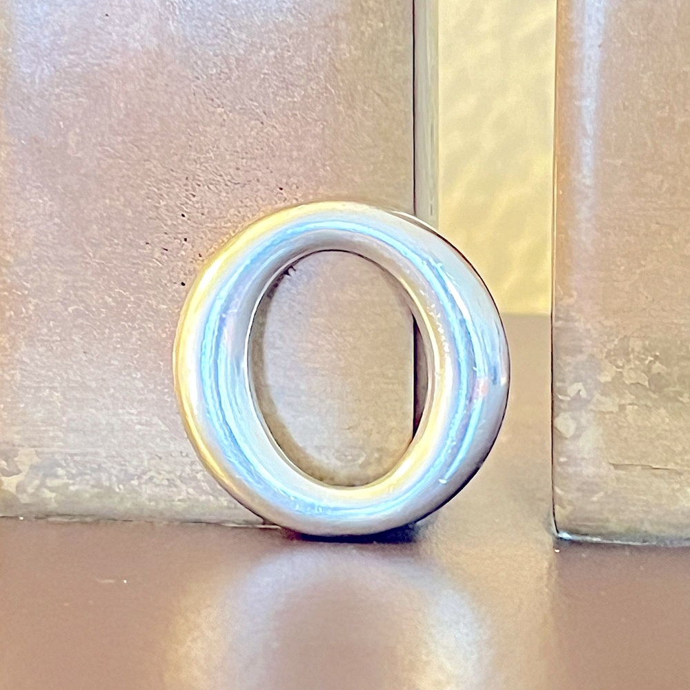 💰💰SOLD!!💰💰 Tiffany & Co Authentic Elsa Peretti Sevillana O Sterling Pendant